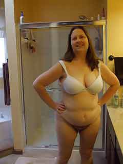 horny older single women near Squires